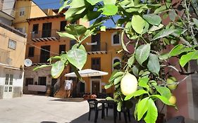 Case Albergo Al Cortiletto